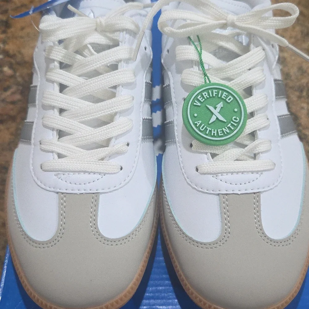 Beautiful Adidas Samba OG Tennis Shoes. Brand New! Unisex, M 8.5, W 9.5. - Picture 9 of 15
